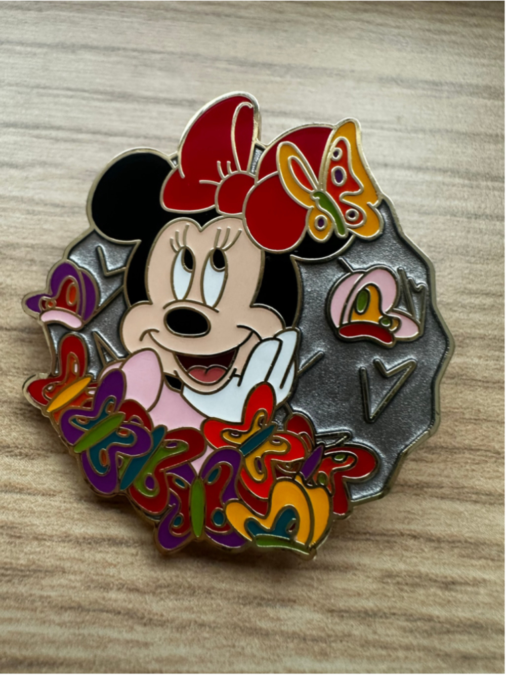 2025 Disney Parks Epcot Flower & Garden Butterflies Mystery Pin Minnie Mouse